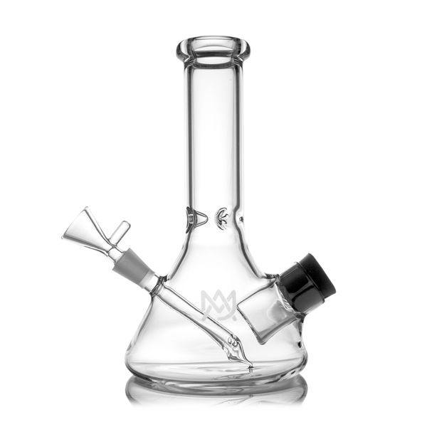 A front view picture of MJ Arsenal's Cache model water pipe