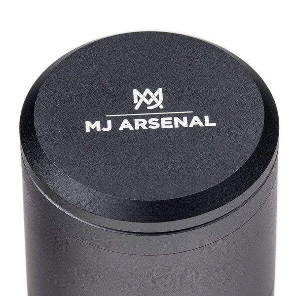 Capsule Dugout + Grinder + Storage